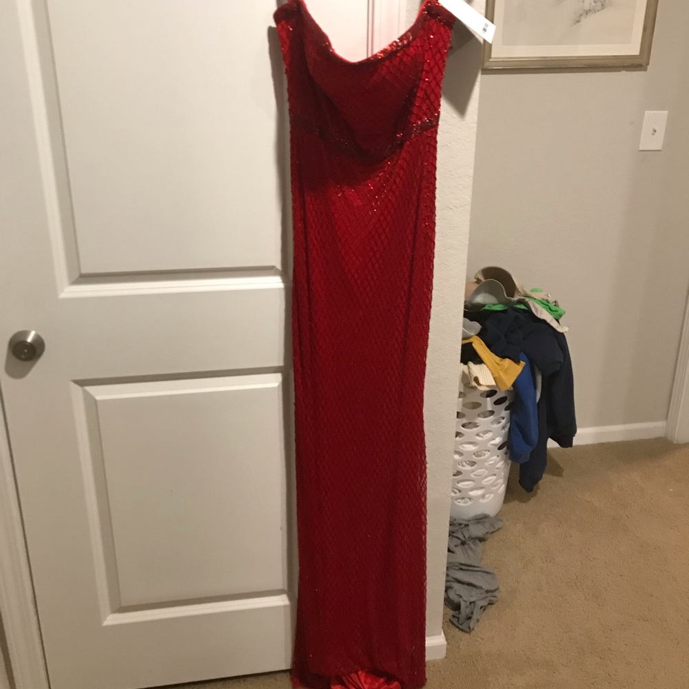 Mac Duggal red mermaid sequin dress NEVER WORN!